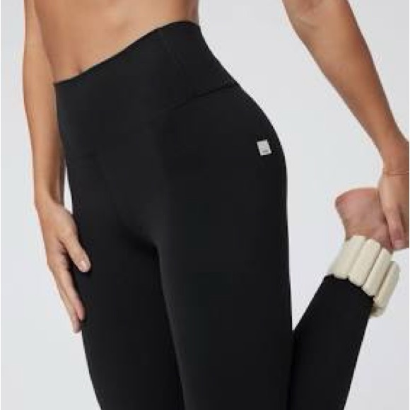 Vuori Pants - Vuori Jet Black Leggings